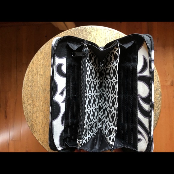 Vera Bradley Accordion Wallet Night and Day - Picture 5 of 5